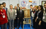 Gençlik ve Spor Bakanı Akif Çağatay Kılıç, Ankara ATO Congresium'da düzenlenen Gençlik Merkezi Günleri'ni ziyaret etti.