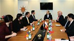 Gençlik ve Spor Bakanı Akif Çağatay Kılıç, Brüksel'deki temasları çerçevesinde AK Parti Brüksel temsilciliğini ziyaret etti.