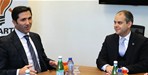 Gençlik ve Spor Bakanı Akif Çağatay Kılıç, Brüksel'deki temasları çerçevesinde AK Parti Brüksel temsilciliğini ziyaret etti.