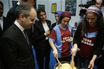Gençlik ve Spor Bakanı Akif Çağatay Kılıç, Ankara ATO Congresium'da düzenlenen Gençlik Merkezi Günleri'ni ziyaret etti.