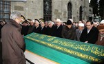 Gençlik ve Spor Bakanı Akif Çağatay Kılıç, Ali Rıza Öztürk Hoca'nın Samsun Büyük Cami'de gerçekleştirilen cenaze törenine katıldı.