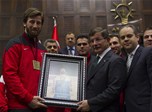 Sayın Başbakanımız Ahmet Davutoğlu, TBMM AK Parti Grup Toplantısı'nda Almanya'da düzenlenen Dünya Karate Şampiyonası'nda üçüncü olan Karate Milli Takım oyuncuları ile fotoğraf çektirdi.