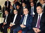 Gençlik ve Spor Bakanı Akif Çağatay Kılıç, Garanti ve Beşiktaş RMK Marine Tekerlekli Sandalye Basketbol Takımları arasında oynanan basketbol karşılaşmasını izledi.