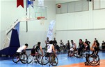 Gençlik ve Spor Bakanı Akif Çağatay Kılıç, Garanti ve Beşiktaş RMK Marine Tekerlekli Sandalye Basketbol Takımları arasında oynanan basketbol karşılaşmasını izledi.
