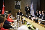 Gençlik ve Spor Bakanı Akif Çağatay Kılıç, 3 Aralık Dünya Engelliler Günü dolayısılya engelli sporcuları makamında kabul etti.
