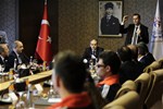 Gençlik ve Spor Bakanı Akif Çağatay Kılıç, 3 Aralık Dünya Engelliler Günü dolayısılya engelli sporcuları makamında kabul etti.