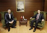 Gençlik ve Spor Bakanı Akif Çağatay Kılıç, Genç ÖNSİAD Heyetini  makamında kabul etti.
