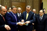 Cumhurbaşkanı Recep Tayyip Erdoğan, Gençlik ve Spor Bakanı Akif Çağatay Kılıç ile İstanbul Başakşehir Kulübü Başkanı Göksel Gümüşdağ ve Yönetim Kurulu üyeleri ile bazı futbolcuları kabul etti.