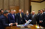 Cumhurbaşkanı Recep Tayyip Erdoğan, Gençlik ve Spor Bakanı Akif Çağatay Kılıç ile İstanbul Başakşehir Kulübü Başkanı Göksel Gümüşdağ ve Yönetim Kurulu üyeleri ile bazı futbolcuları kabul etti.