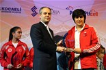 Gençlik ve Spor Bakanı AKif Çağatay Kılıç, Ankara JW Marriott Otel'de düzenlenen Sporun Devleri Buluşuyor Ödül Törenine katıldı.