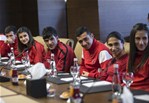 Gençlik ve Spor Bakanı Akif Çağatay Kılıç, Avrupa Kros Şampiyonası’nda takım halinde ilk şampiyonluğuna ulaşan Milli Takımızı kabul etti.