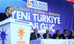 Gençlik ve Spor Bakanı Akif Çağatay Kılıç, Ak Parti Gümüşhane 5. Olağan Kongresine katıldı.