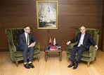 Gençlik ve Spor Bakanı Akif Çağatay Kılıç, Federal Almanya’nın Avrupa Birliğinden Sorumlu Devlet Bakanı Michael Roth 'u makamında kabul etti.