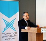 Gençlik ve Spor Bakanı Akif Çağatay Kılıç, Türkiye Gençlik Vakfı tarafından düzenlenen Yeni Türkiye Söyleşileri kapsamında Yeni Türkiye'nin Gençlik Politikaları programına katıldı.