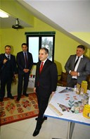 Gençlik ve Spor Bakanı Akif Çağatay Kılıç, Tiran Yunus Emre Kültür Merkezi'ni ziyaret etti.