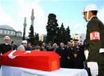 Gençlik ve Spor Bakanı Akif Çağatay Kılıç, Şehit Piyade Uzman Çavuş Adem Şengül'ün cenaze törenine katıldı.