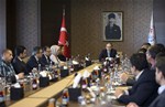 Gençlik ve Spor Bakanı AKif Çağatay Kılıç, Belçika Milletvekillerini makamında kabul etti.