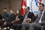 Gençlik ve Spor Bakanı Akif Çağatay Kılıç, Manisa Celal Bayar Üniversitesi Maliye Bölümü öğrencilerini kabul etti.
