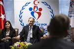 Gençlik ve Spor Bakanı Akif Çağatay Kılıç, Manisa Celal Bayar Üniversitesi Maliye Bölümü öğrencilerini kabul etti.