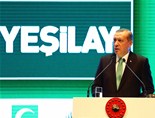 Cumhurbaşkanı Recep Tayyip Erdoğan ile Gençlik ve Spor Bakanı Akif Çağatay Kılıç, Cemal Reşit Rey Konser Salonu'nda düzenlenen Zümrüdüanka Yeşilay Enleri 2015 Ödül Törenine katıldı.