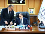 Gençlik ve Spor Bakanı Akif Çağatay Kılıç, Adıyaman Belediyesi'ni ziyaret etti.