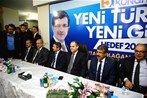 Gençlik ve Spor Bakanı Akif Çağatay Kılıç, Adıyaman Kahta Ak Parti İlçe Başkanlığı'nı ziyaret etti.
