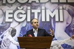 Gençlik ve Spor Bakanı Akif Çağatay Kılıç, Bağımlılık İle Mücadelede Farkındalık Eğitimi açılış törenine katıldı.