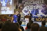 Gençlik ve Spor Bakanı Akif Çağatay Kılıç, Bağımlılık İle Mücadelede Farkındalık Eğitimi açılış törenine katıldı.