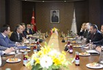 Gençlik ve Spor Bakanı Akif Çağatay Kılıç, KKTC Başbakan Yardımcısı, Ekonomi, Turizm, Kültür ve Spor Bakanı Serdar Denktaş ve beraberindeki heyeti makamında kabul etti.