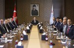 Gençlik ve Spor Bakanı Akif Çağatay Kılıç, Tüm Sanayici ve İş Adamları Derneği (TÜMSİAD) Yönetim Kurulu Üyelerini makamında kabul etti.