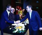Gençlik ve Spor Bakanı Akif Çağatay Kılıç, AK Parti Samsun Kadın Kolları 4. Olağan İl Kongresi'ne katıldı.