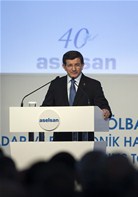 Cumhurbaşkanı Recep Tayyip Erdoğan, Başbakan Ahmet Davutoğlu ve Gençlik ve Spor Bakanı Akif Çağatay Kılıç, Aselsan Radar ve Elektronik Harp Teknolojileri Merkezi açılış törenine katıldı.