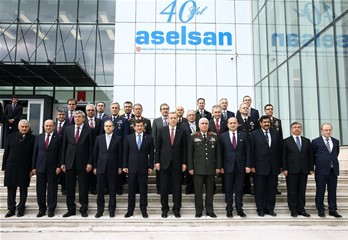 Cumhurbaşkanı Recep Tayyip Erdoğan, Başbakan Ahmet Davutoğlu ve Gençlik ve Spor Bakanı Akif Çağatay Kılıç, Aselsan Radar ve Elektronik Harp Teknolojileri Merkezi açılış törenine katıldı.