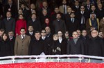 Başbakan Ahmet Davutoğlu ile Gençlik ve Spor Bakanı Akif Çağatay Kılıç, 18 Mart Şehitleri Anma Günü ve Çanakkale Deniz Zaferi’nin 100.yılı Törenleri'ne katıldı.