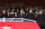 Başbakan Ahmet Davutoğlu ile Gençlik ve Spor Bakanı Akif Çağatay Kılıç, 18 Mart Şehitleri Anma Günü ve Çanakkale Deniz Zaferi’nin 100.yılı Törenleri'ne katıldı.
