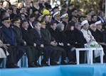 Başbakan Ahmet Davutoğlu ile Gençlik ve Spor Bakanı Akif Çağatay Kılıç, 18 Mart Şehitleri Anma Günü ve Çanakkale Deniz Zaferi’nin 100.yılı Törenleri'ne katıldı.
