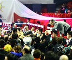 Başbakan Ahmet Davutoğlu ile Gençlik ve Spor Bakanı Akif Çağatay Kılıç, AK Parti İstanbul İl Başkanlığı'nın Abdi İpekçi Spor Salonunda düzenlediği Biz Birlikte Türkiye'yiz Bahar Şöleni ne katıldı.
