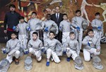 Gençlik ve Spor Bakanı Akif Çağatay Kılıç, “Benim Okulum Benim Spor Kulübüm'' projesi çerçevesinde Pursaklar Medine İmam Hatip Ortaokulu'nu ziyaret etti.
