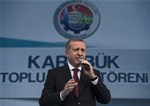Cumhurbaşkanı Recep Tayyip Erdoğan ile Gençlik ve Spor Bakanı Akif Çağatay Kılıç, Karabük'de düzenlenen toplu açılış törenine katıldı.