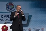 Cumhurbaşkanı Recep Tayyip Erdoğan ile Gençlik ve Spor Bakanı Akif Çağatay Kılıç, Karabük'de düzenlenen toplu açılış törenine katıldı.