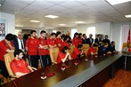 Gençlik ve Spor Bakanı Akif Çağatay Kılıç, Samsunspor Kulübünü ziyaret etti.