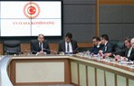 TBMM Anayasa Komisyonu'nda seçilme yaşını 25'ten 18'e düşüren Anayasa değişikliği teklifi görüşüldü. Toplantıya Gençlik ve Spor Bakanı Çağatay Kılıç da katıldı.