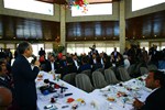 Gençlik ve Spor Bakanı Akif Çağatay Kılıç, Samsun'da partililer ile kahvaltıda bir araya geldi.