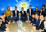 Gençlik ve Spor Bakanı Akif Çağatay Kılıç, Samsun Ak Parti Atakum İlçe Başkanlığı'nı ziyaret etti.