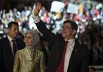 Başbakan Ahmet Davutoğlu ile Gençlik ve Spor Bakanı Akif Çağatay Kılıç, Ak Parti 25. Dönem Milletvekili Aday Tanıtım Toplantısı'na katıldı.