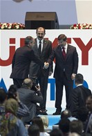 Başbakan Ahmet Davutoğlu ile Gençlik ve Spor Bakanı Akif Çağatay Kılıç, Ak Parti 25. Dönem Milletvekili Aday Tanıtım Toplantısı'na katıldı.