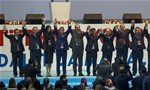 Başbakan Ahmet Davutoğlu ile Gençlik ve Spor Bakanı Akif Çağatay Kılıç, Ak Parti 25. Dönem Milletvekili Aday Tanıtım Toplantısı'na katıldı.