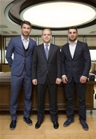 Gençlik ve Spor Bakanı Akif Çağatay Kılıç, Dünya Boks Birliği (AİBA) Başkanı Dr. Ching-Kuo Wu ve milli boksörler Onur Şipal ile Adem Kılıççı 'yı makamında kabul etti.