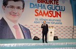 Gençlik ve Spor Bakanı Akif Çağatay Kılıç, Samsun Mustafa Dağıstanlı Spor Salonu'nda düzenlenen 2015 Genel Seçimi AK Parti Samsun Adayları Tanıtım Toplantısına katıldı.