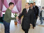Gençlik ve Spor Bakanı Akif Çağatay Kılıç, Samsun esnafını ziyaret etti.